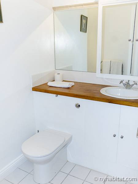 Bathroom 2 - Photo 1 of 4