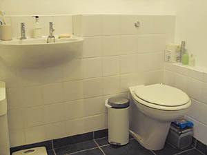 Salle de bain - Photo 1 sur 4 Salle de bain - Photo 1 sur 4