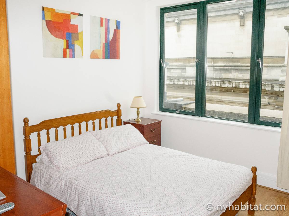 London Apartment 2 Bedroom Apartment Rental in Lambeth (LN1255)