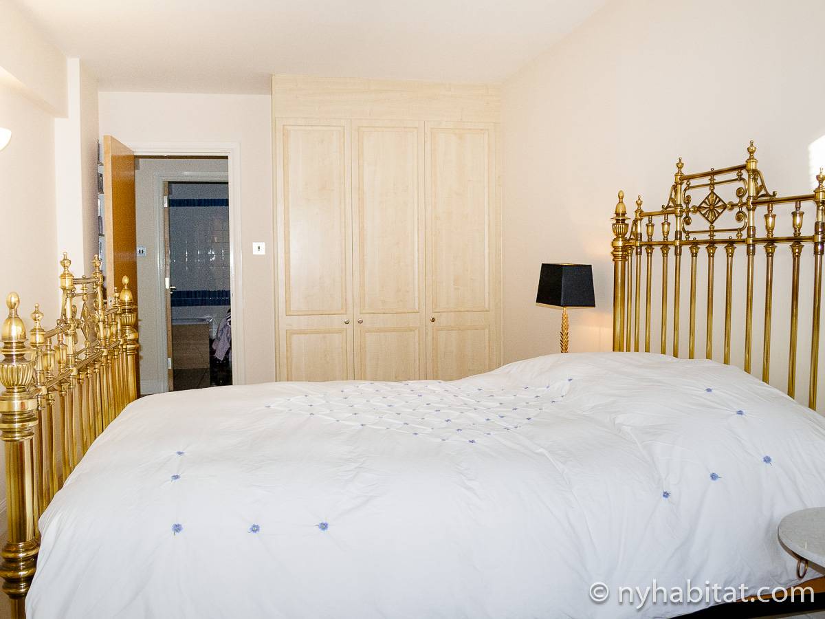 London Apartment 2 Bedroom Apartment Rental in Southwark (LN1265)