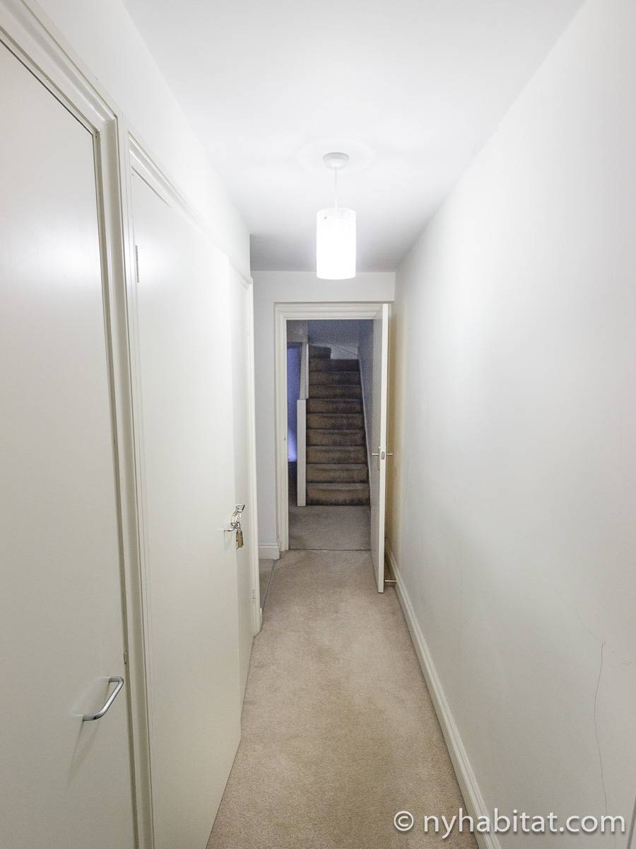 London 2 Bedroom Apartment Rental in Bloomsbury (LN1269)