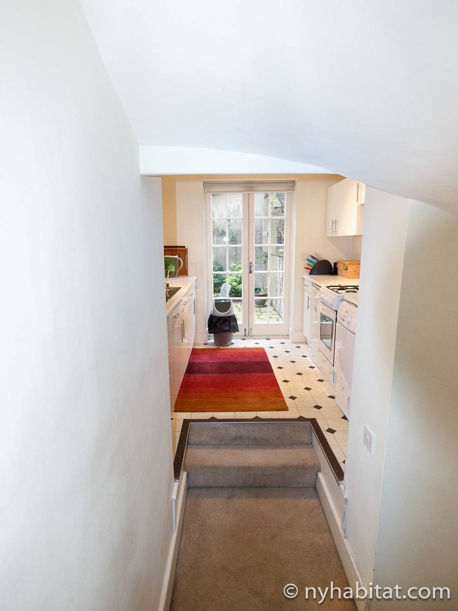 London 2 Bedroom Apartment Rental in Bloomsbury (LN1269)