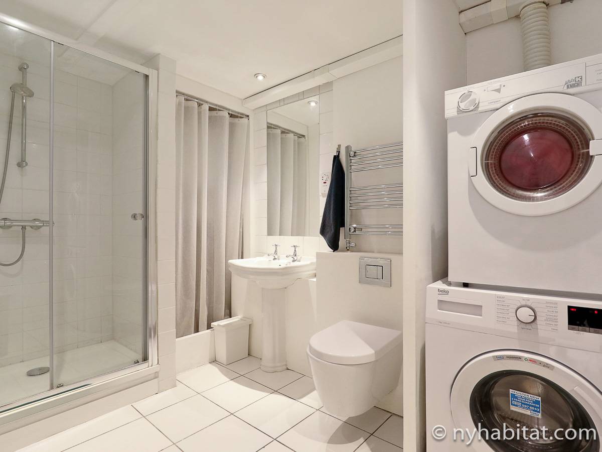 Bagno 1 - Photo 1 di 2