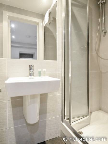 Baño - Photo 2 de 2