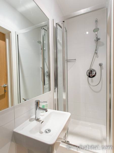 Bagno - Photo 1 di 2 Bagno - Photo 1 di 2