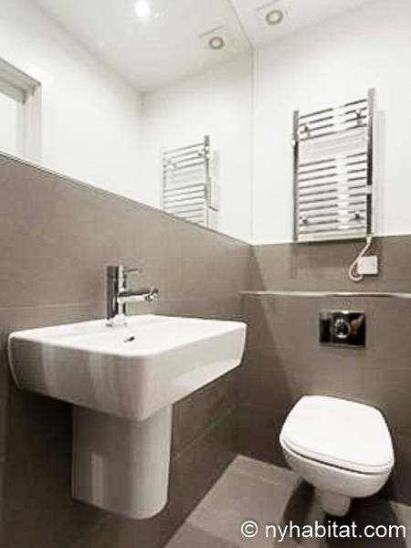 Bagno - Photo 1 di 2