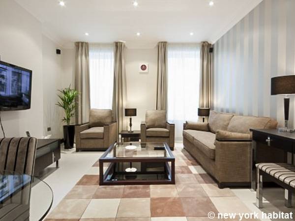 London - 3 Bedroom accommodation - Apartment reference LN-1578