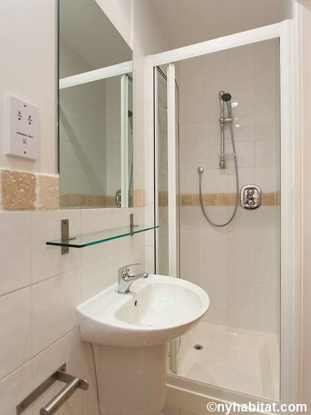 Baño - Photo 2 de 2