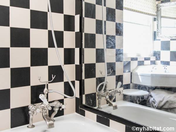 Baño - Photo 2 de 2