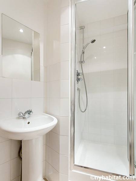 Bathroom - Photo 2 of 2 Bathroom - Photo 2 of 2