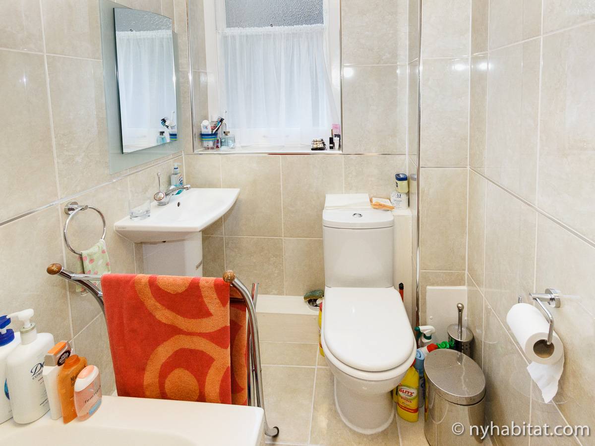Baño - Photo 2 de 2