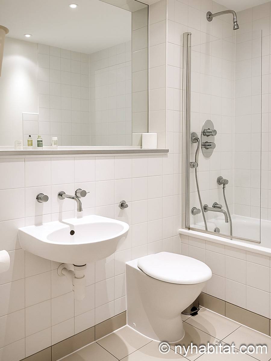 Bathroom - Photo 2 of 2 Bathroom - Photo 2 of 2