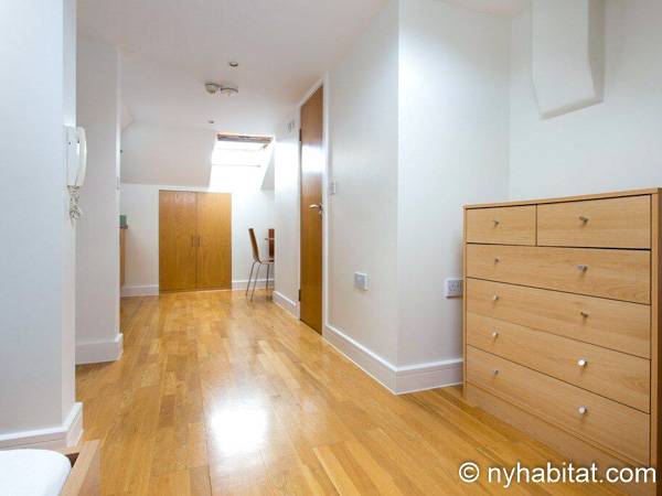 Soggiorno - Photo 3 di 3