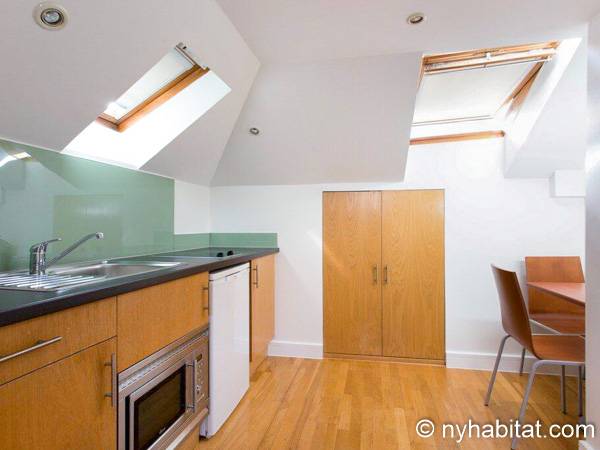 Cucina - Photo 1 di 3