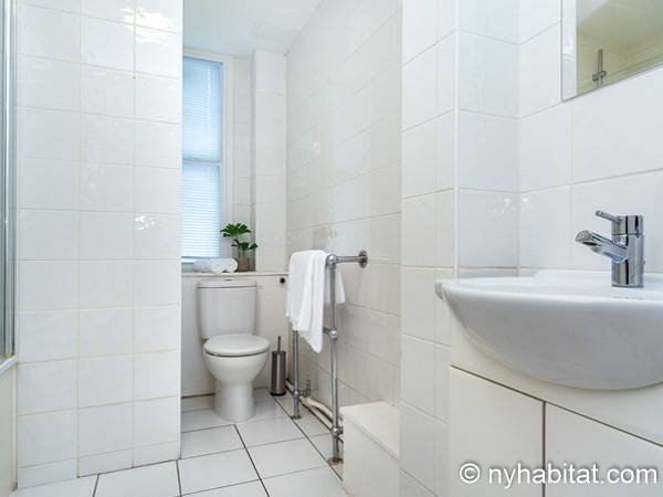 Bagno - Photo 1 di 2