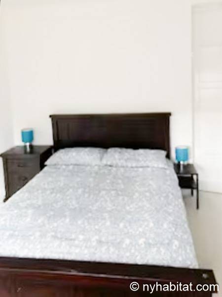 Camera 1 - Photo 2 di 2