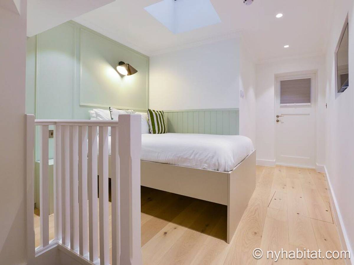 Wohnzimmer - Photo 3 von 6