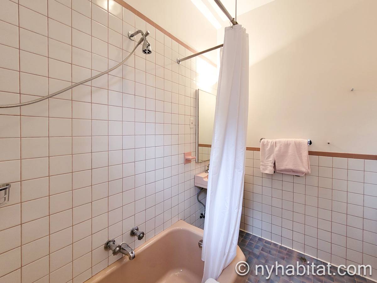 Ba&ntilde;o - Photo 3 de 4