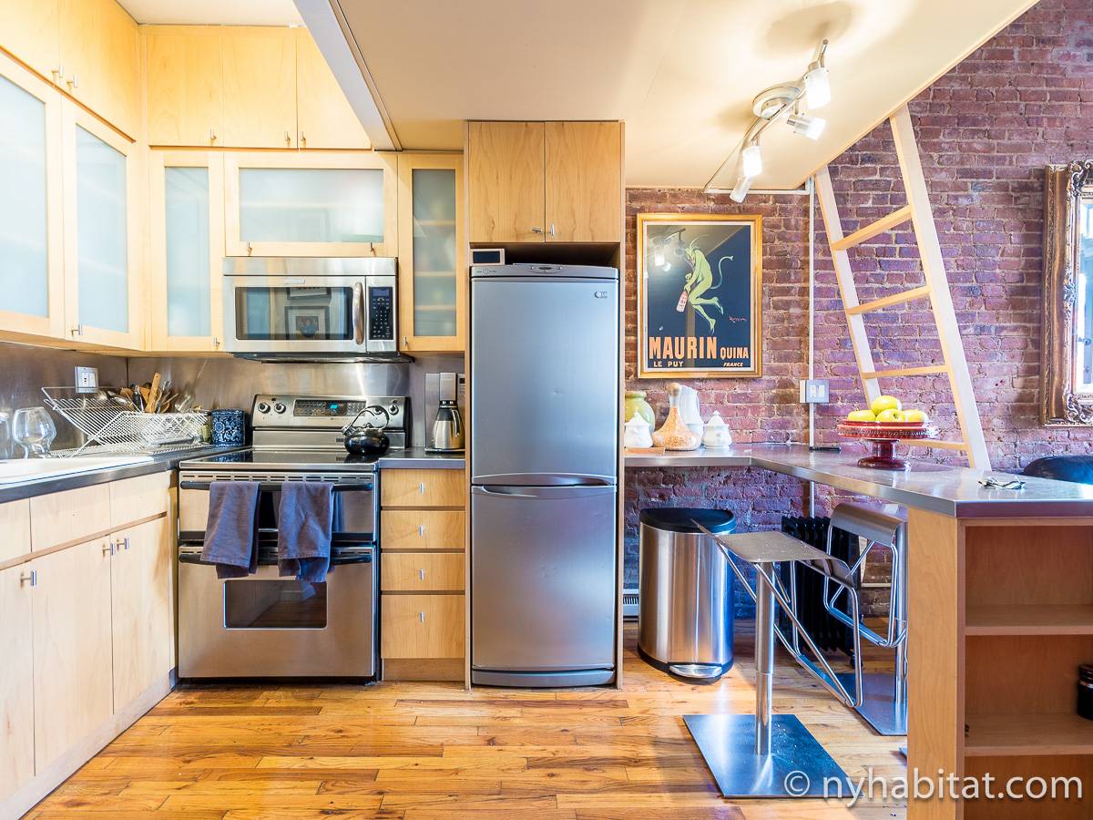 Kitchen - Photo 2 of 4