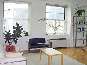 Living room - Photo 4 of 5