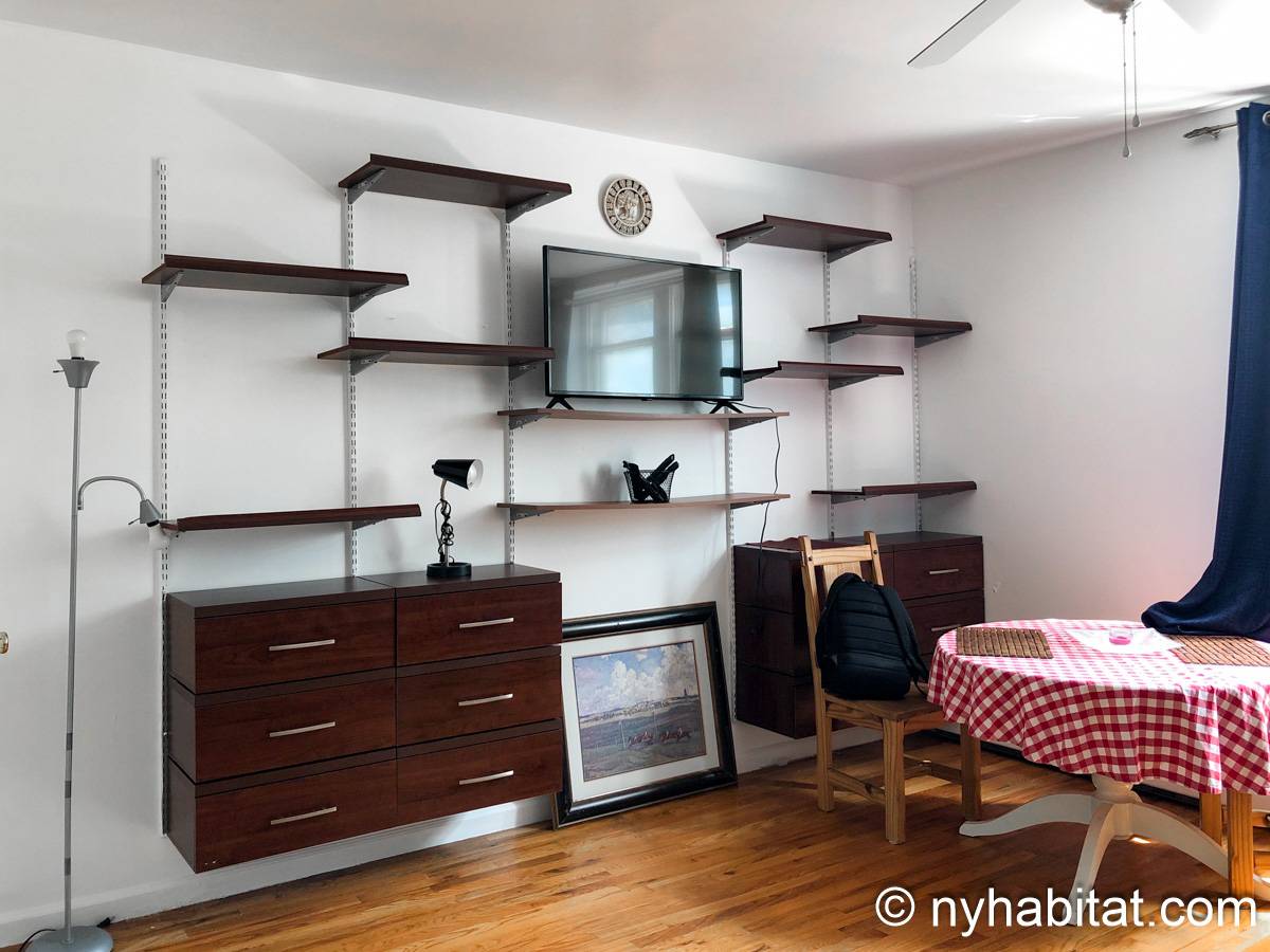 Wohnzimmer - Photo 3 von 3