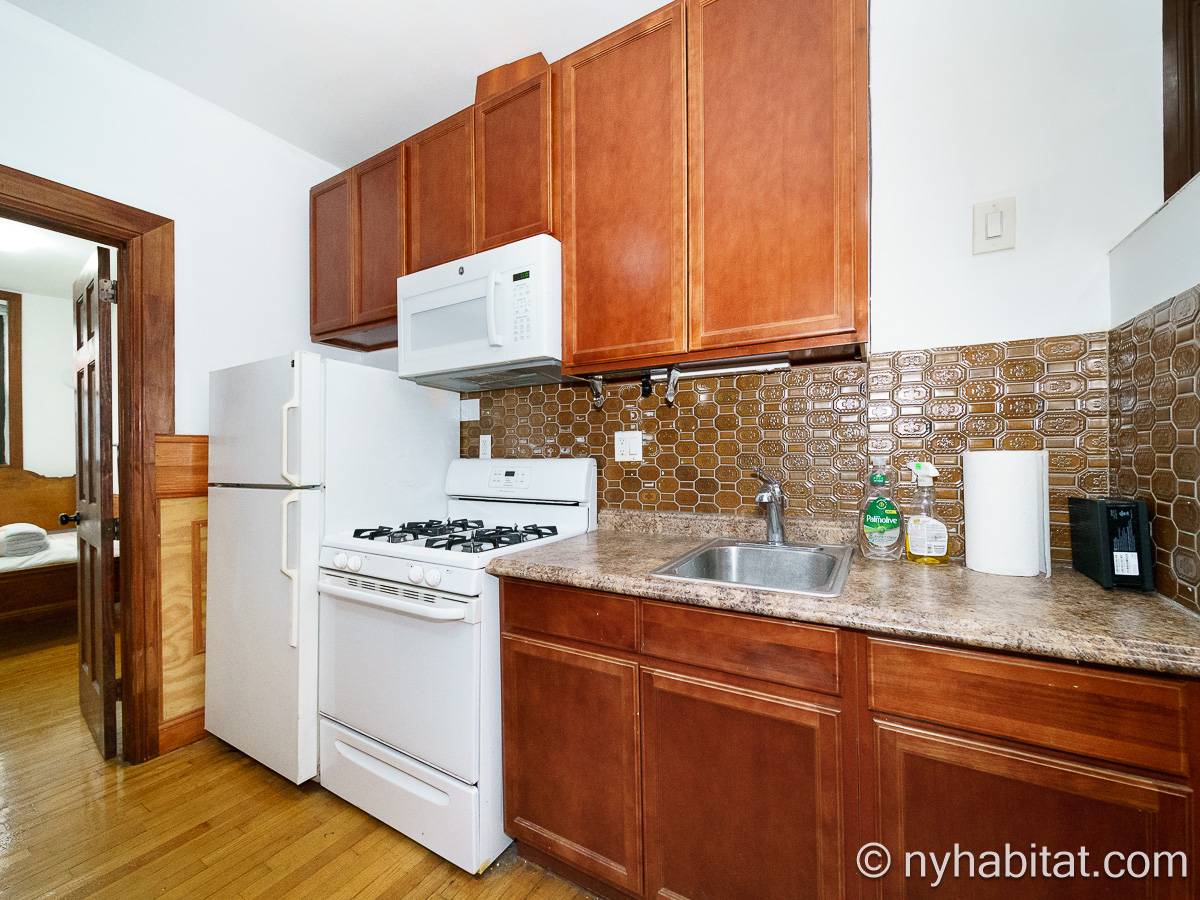 Kitchen - Photo 3 of 3