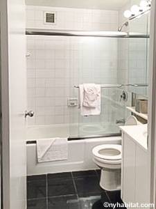 Badezimmer - Photo 1 von 1