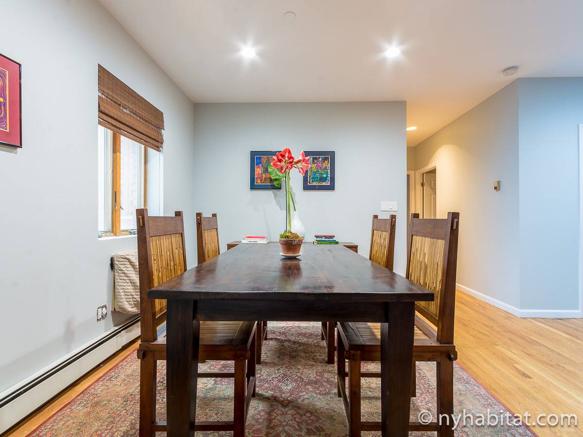 New York Roommate Room for rent in Harlem 3 Bedroom apartment (NY11228)