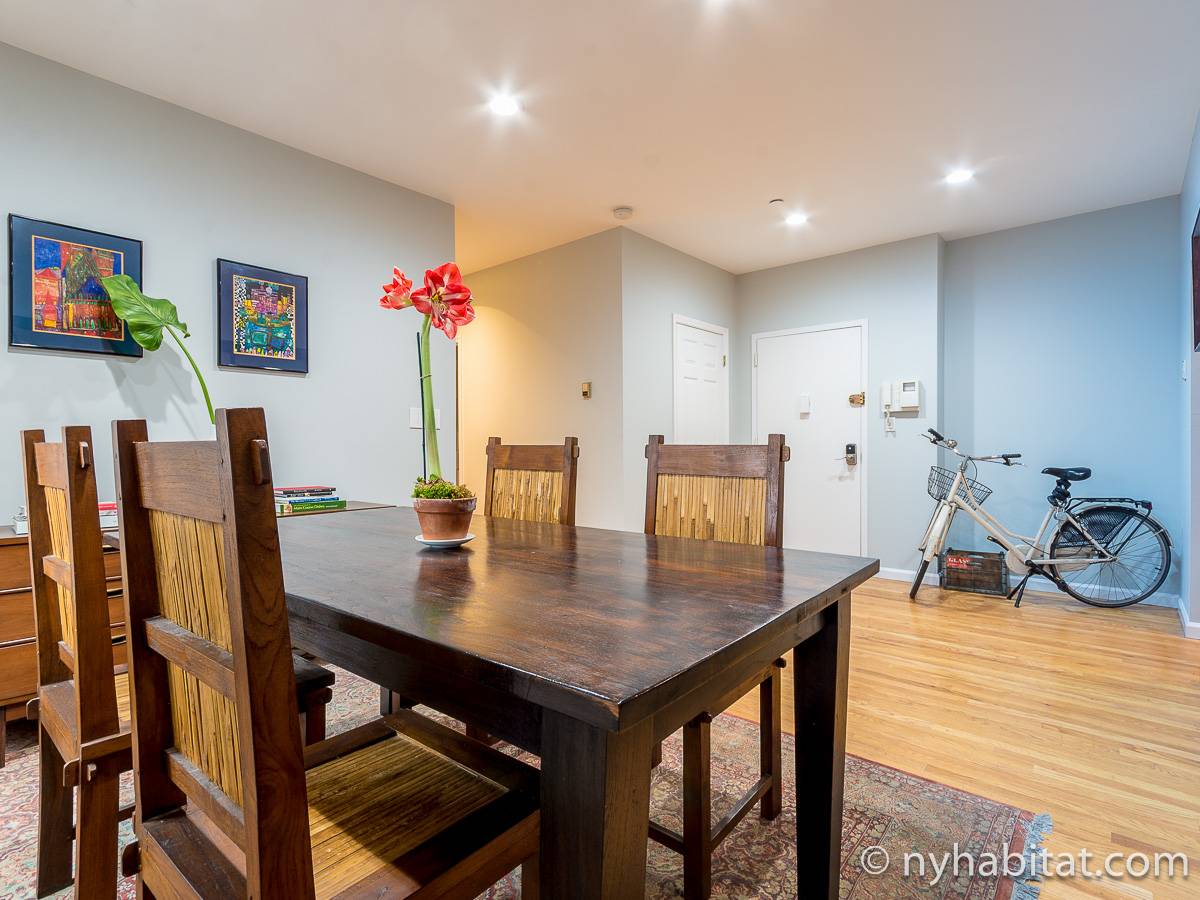 New York Roommate Room for rent in Harlem 3 Bedroom apartment (NY11228)