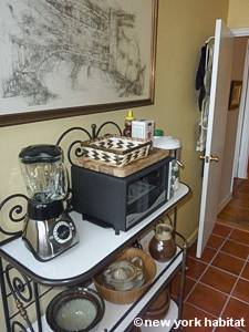 Kitchen - Photo 3 of 5