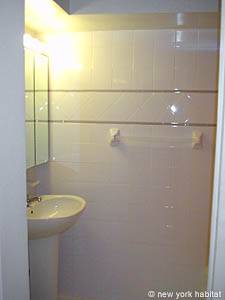 Bathroom - Photo 2 of 2 Bathroom - Photo 2 of 2