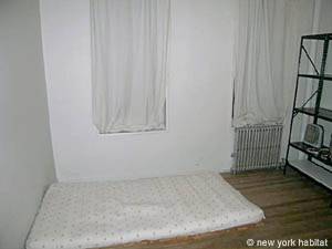 Camera 3 - Photo 3 di 4