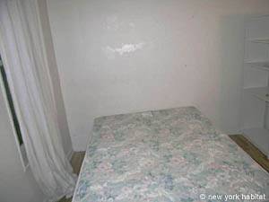 Camera 2 - Photo 3 di 3