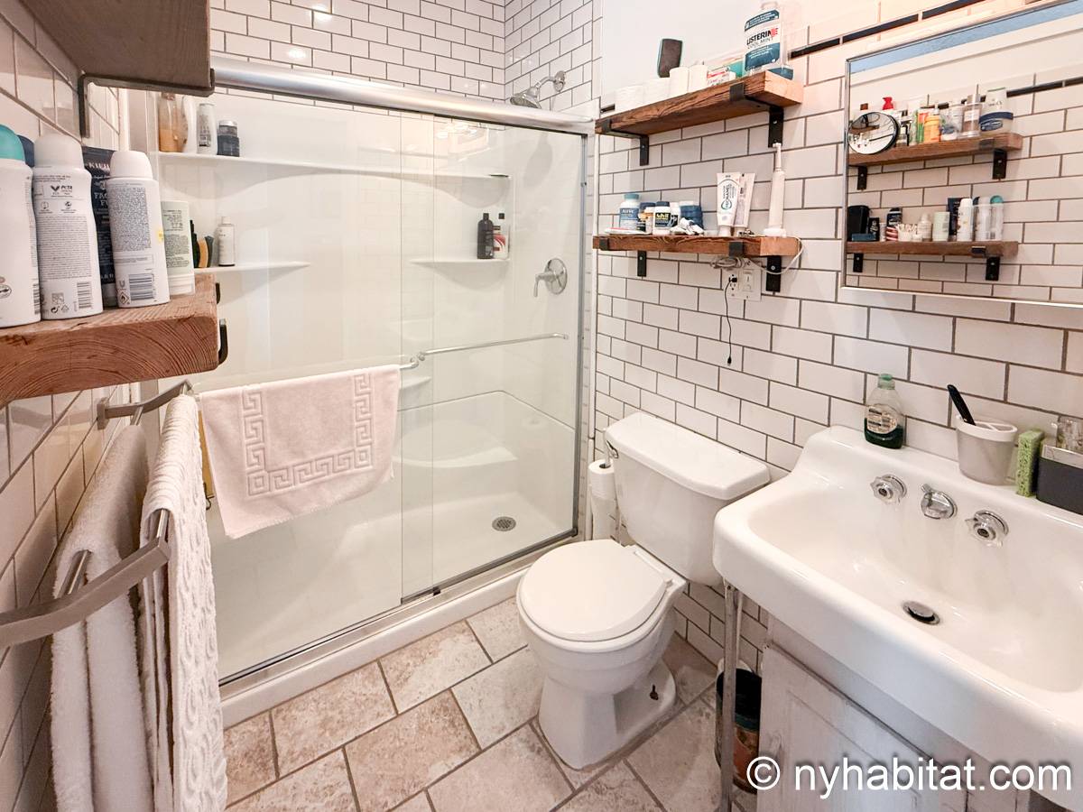 Bathroom 1 - Photo 1 of 2