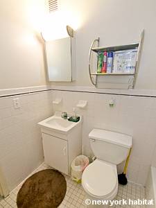 Ba&ntilde;o - Photo 2 de 2