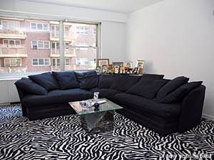 Living room - Photo 1 of 6