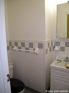 Badezimmer - Photo 2 von 2