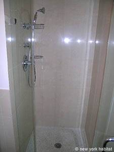 Salle de bain 1 - Photo 1 sur 3