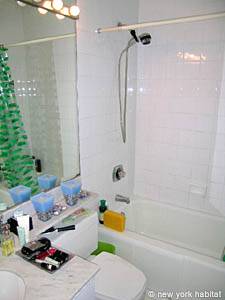 Salle de bain 1 - Photo 1 sur 3