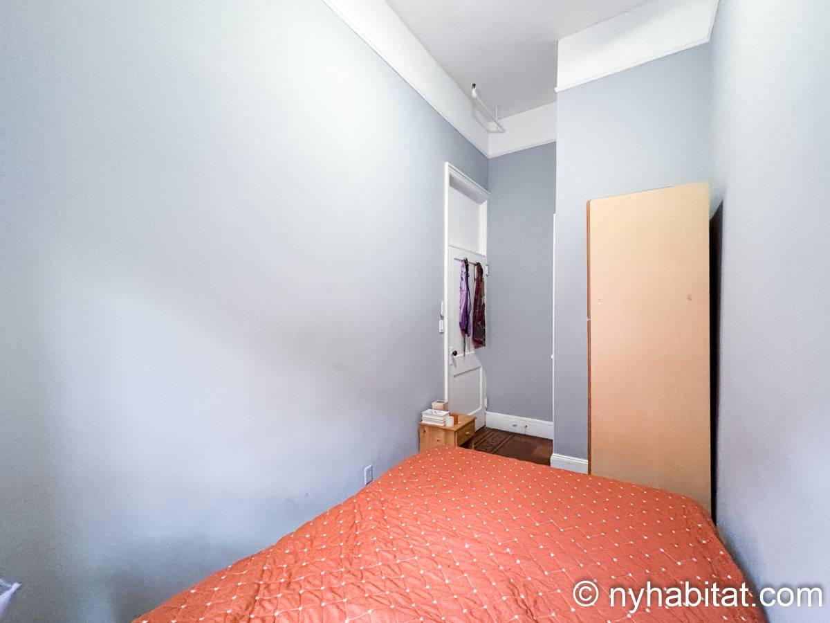 Schlafzimmer - Photo 3 von 4