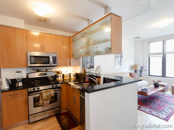 Kitchen - Photo 3 of 6