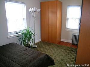 Bedroom - Photo 2 of 4
