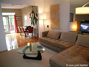 Living room - Photo 1 of 6