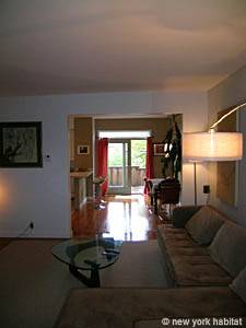 Living room - Photo 6 of 6