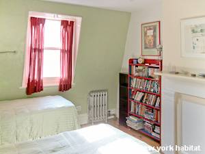 Chambre 2 - Photo 2 sur 8 Chambre 2 - Photo 2 sur 8