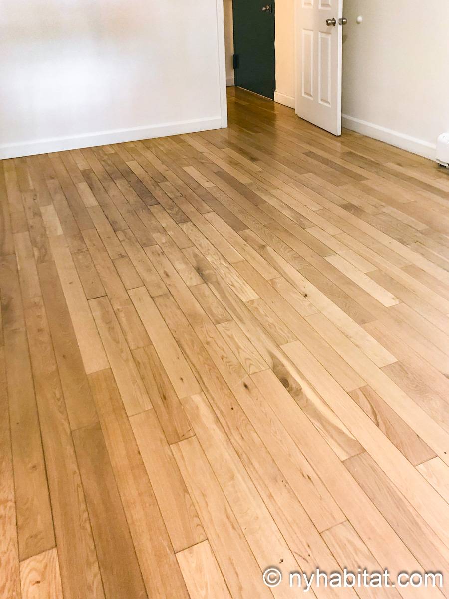 Bedroom 1 - Photo 4 of 4 Bedroom 1 - Photo 4 of 4