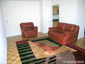 Living room - Photo 2 of 4