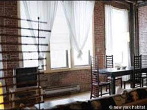 Living room - Photo 4 of 4