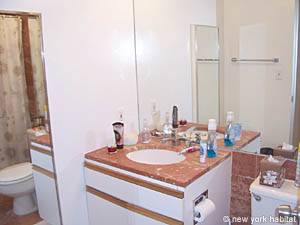 Ba&ntilde;o - Photo 1 de 3