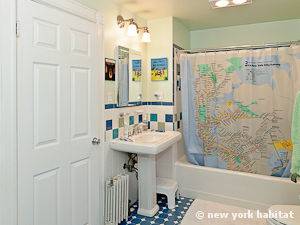 Salle de bain 1 - Photo 1 sur 4